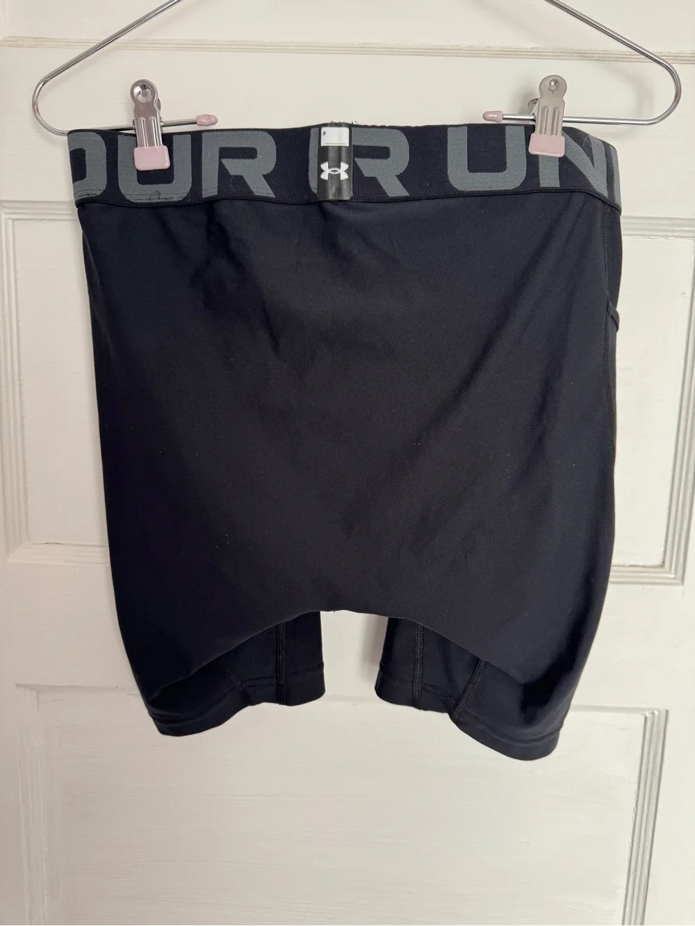 Set of 2 Under Armour HeatGear Compression Shorts – Size Large